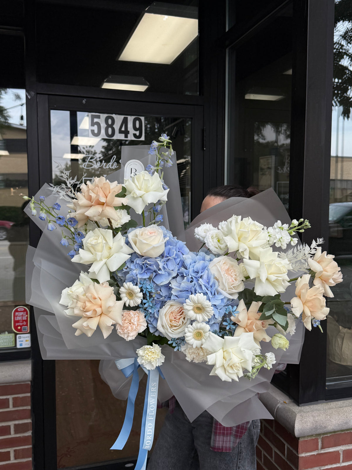 “BlueBerry” Bouquet