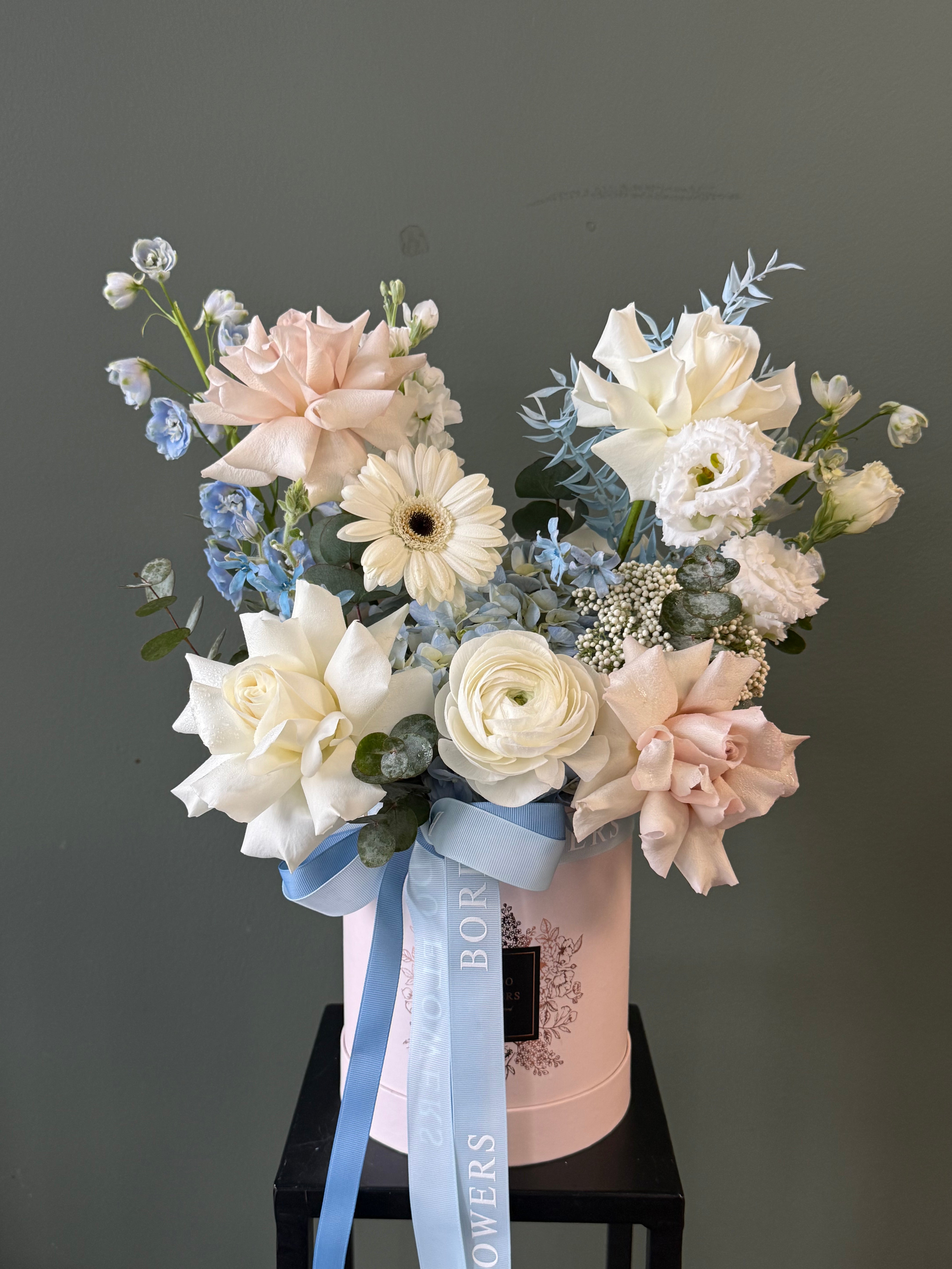 "Sun and Sea" Floral Arrangement