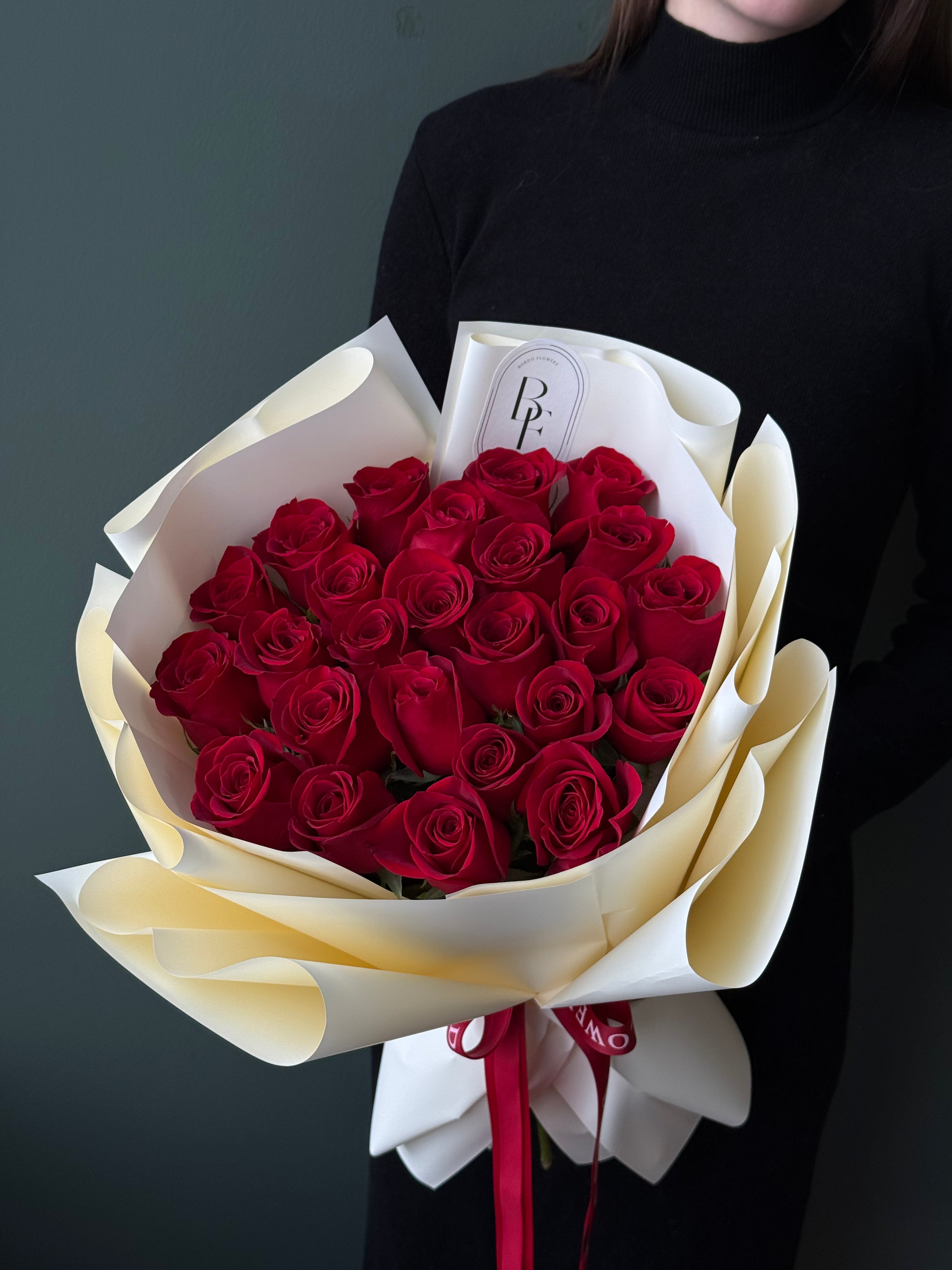 “2 Dozen of red roses”