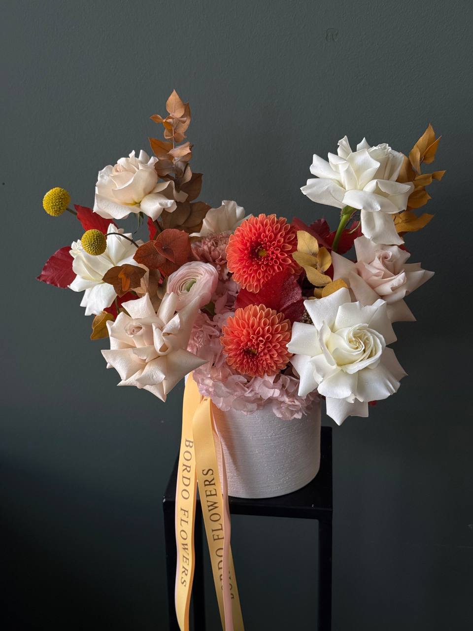 Vase “Scarlet ” Fall Collection