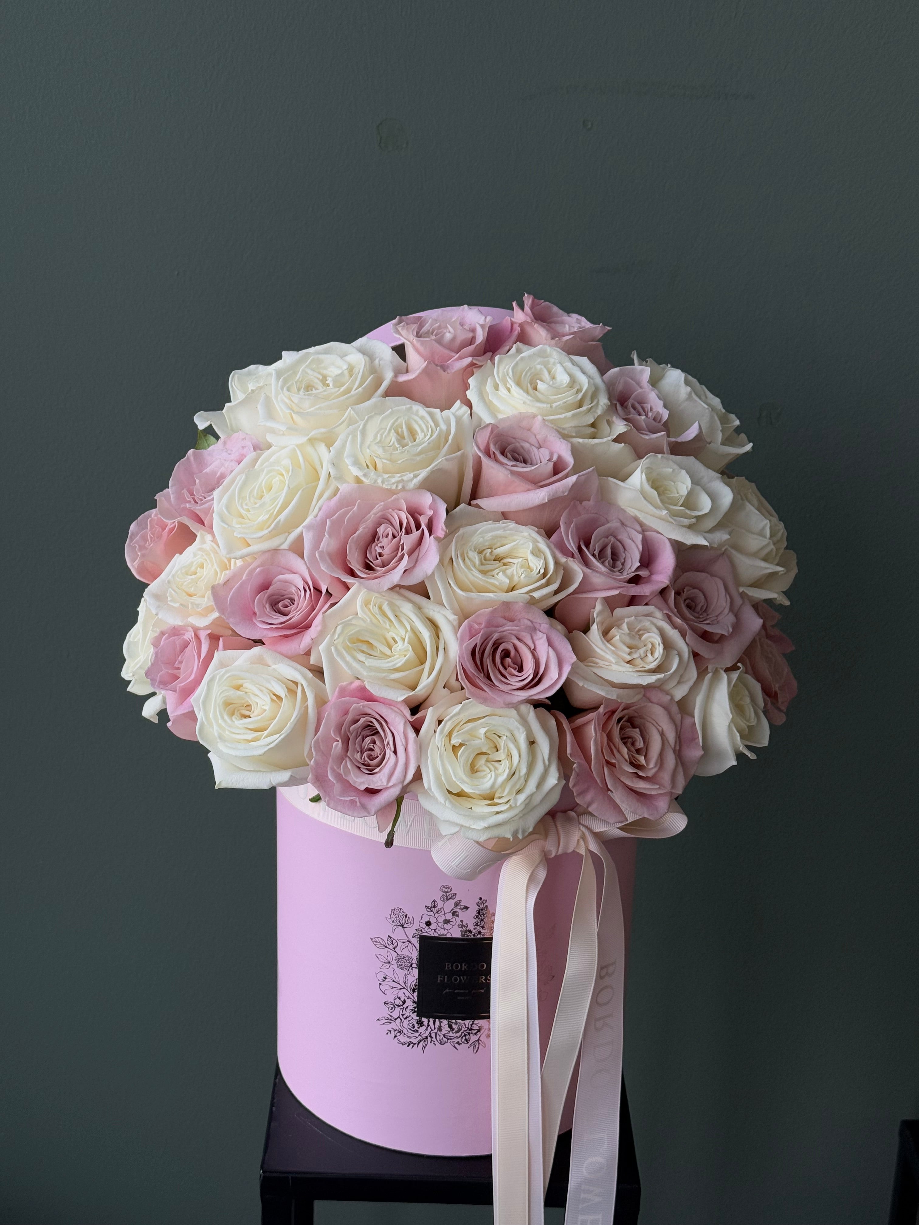 "Faith" bouquet in Chicago, elegant fresh flower arrangement for same-day delivery