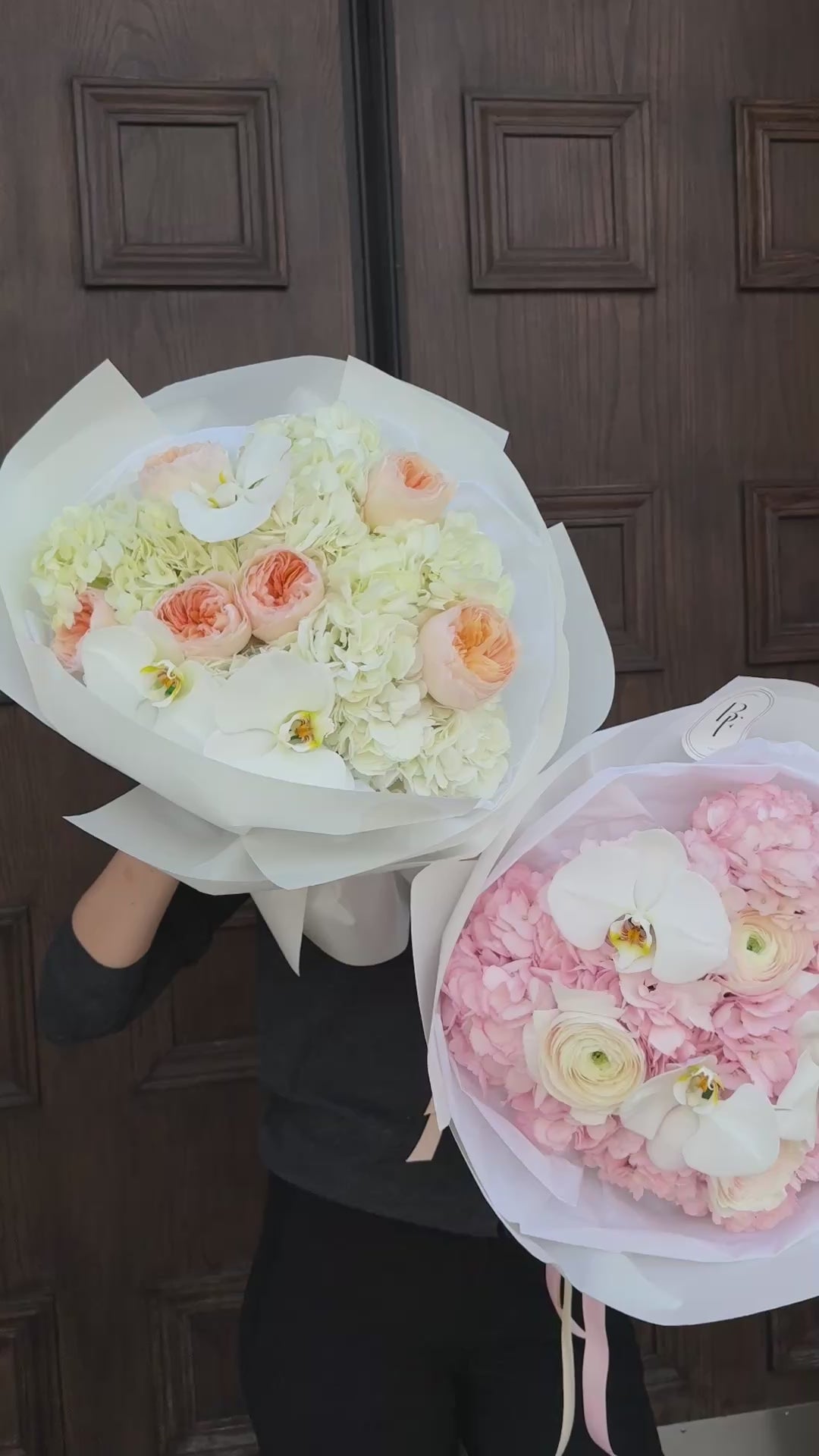 Sweet Souffle bouquet in Chicago, elegant fresh flower arrangement for same-day delivery