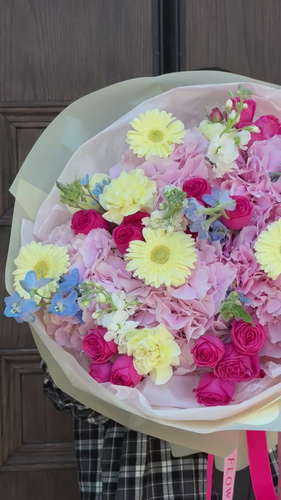 “Walk on Sunshine” Spring Edition Bouquet